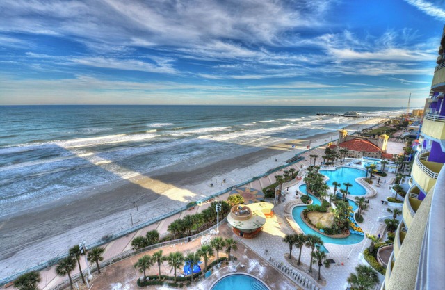 Walk to Main Street - 2/2 Deluxe Ocean Walk - Oct 16-19th