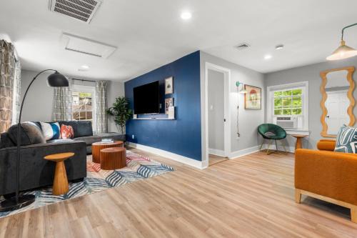 Walk To Mohegan!05mi-modern 3br Home Getaway