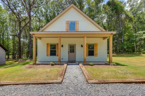 Walk to Sports Complex Home in Millbrook!