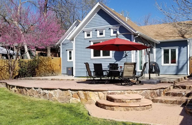❤️Walk to the Heart of Pearl Street from this Charming Historic Home