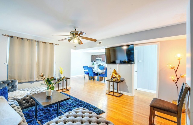 Walk to Train & Bus: Updated Chicago Apartment