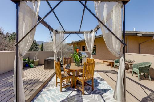 Walkable Apt in Carbondale Luxury Artists Loft