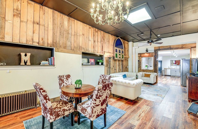 Walkable Townhome: 'M on Main' in Wytheville