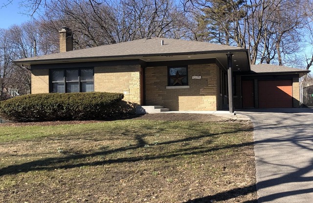 Walking distance to downtown shops, hospital and train station.
