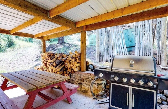 Walking distance to lifts. Condo with great reviews