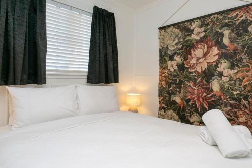 Wanderlust Retreat- Quaint and Romantic Cottage