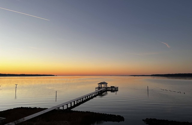 Water Views Everywhere plus Separate Guest Cottage