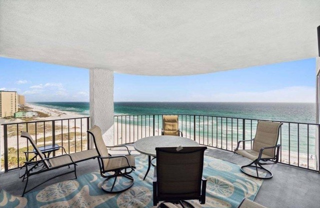 Watercrest 902 - Ocean Pearl Retreat - Free Beach Chairs!