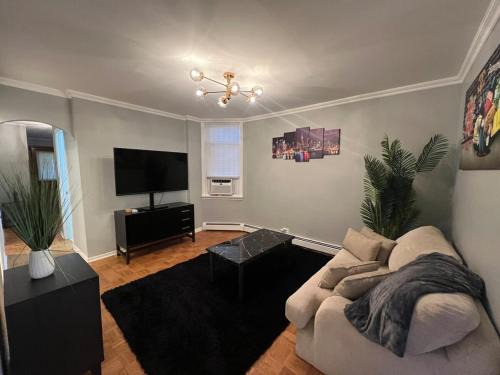 Waterfront 4BR apt - 15Min to MetLife and TIMES SQ