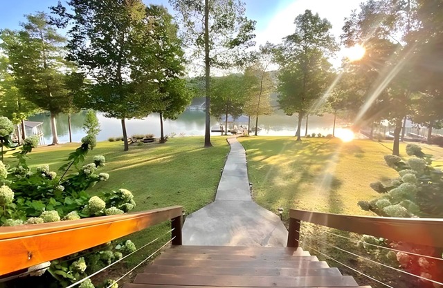Waterfront 4BR Getaway | Dock,Kayak & Cozy Firepit