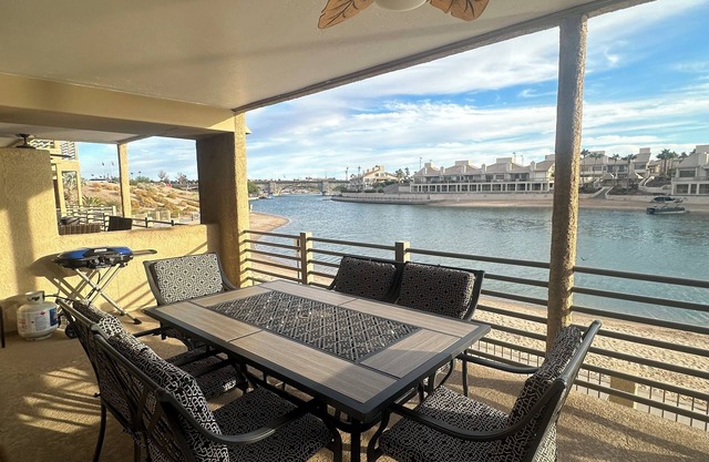 WATERFRONT/BEACH FRONT UPGRADED King View Condo # 205- approx.30 ft from beach