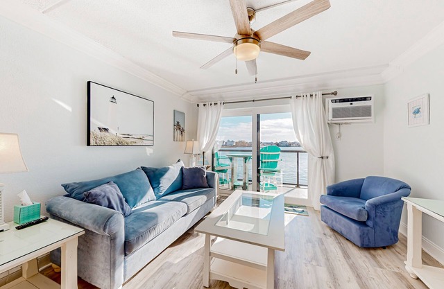 Waterfront condo near the beach with bay view, pool, tennis, & balcony