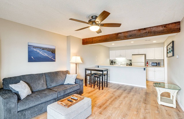 Waterfront Condo w/Deck on Lake of the Ozarks!