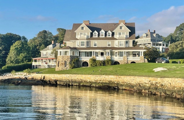 Waterfront Estate in Groton – 10 Bedrooms, Private Pier, & Beach Access