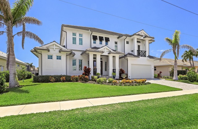 Waterfront home w/pool, spa & kayaks/paddleboards
