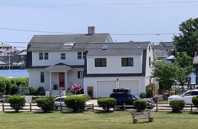 Waterfront House On Oak Bluffs Harbor
