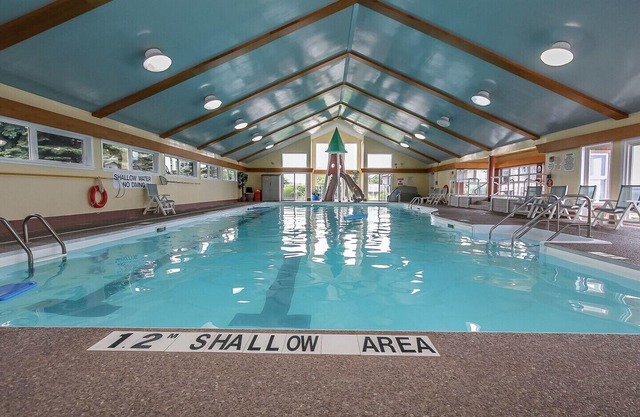 Waterfront Luxury Condo 2 Bedroom 2 Bath