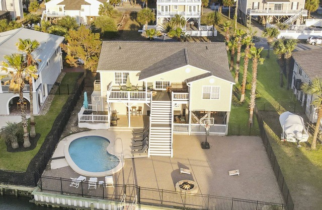 WATERFRONT on CANAL with INLET & OCEAN VIEWS, private pool & dock!
