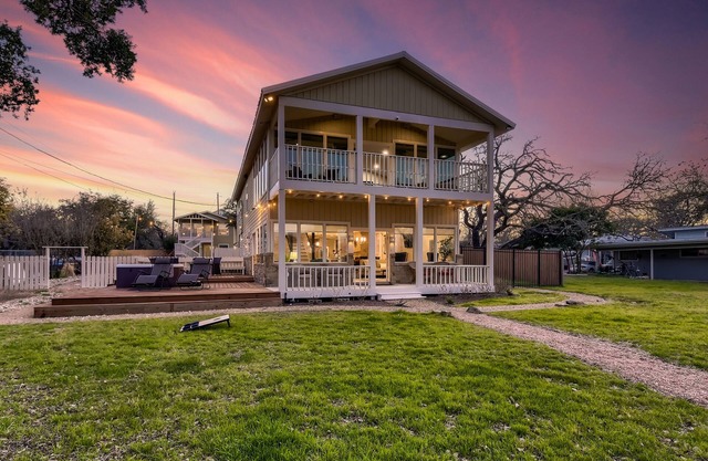Waterfront Retreat | Main House + Guest Spaces, Boat Ramp & Games Galore!