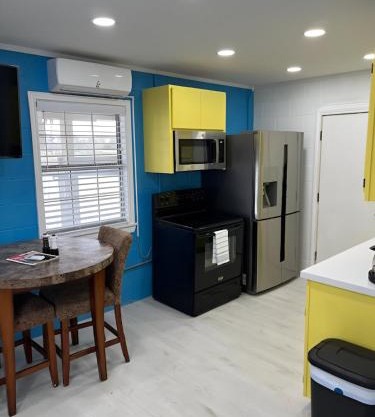 Waterfront Studio, Fishing Pier, Boat Slips, Pet Friendly