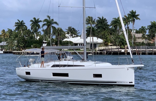 Waterfront Yacht Life!