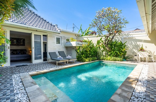 Waterlily C – 2BR Beachside Villa at Jl Danau Poso