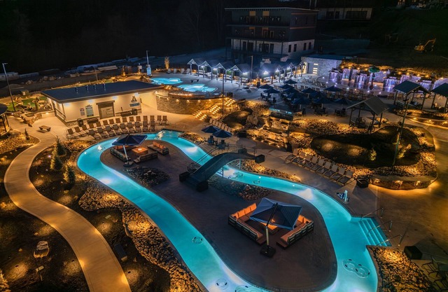 Waterpark · Indoor Pool · Mtn Views · 22ppl