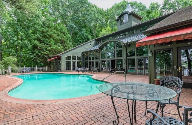 “WaterView" The Pool Pavilion, waterfront property assisted handicap access.