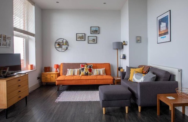 Waves@Walpole - 2 Bed Flat with Amazing Sea Views