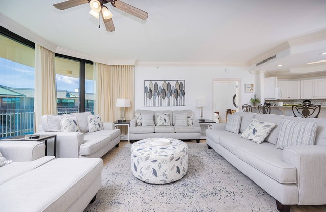 *WEEKLY SPECIALS!* Phoenix On The Bay *3BR 3BA* Condo 1524