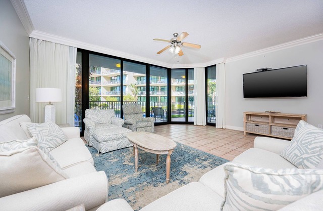 *WEEKLY SPECIALS!* Phoenix On The Bay *3BR 3BA* Condo 1124
