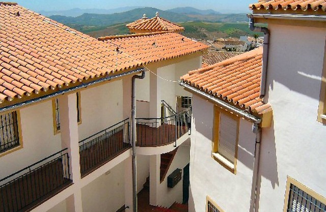 Well priced apartment for six with air-con, wifi near village centre.