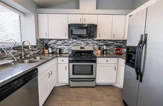 Welcome to Fabulous Las Vegas! Located minutes away from the Las Vegas Strip