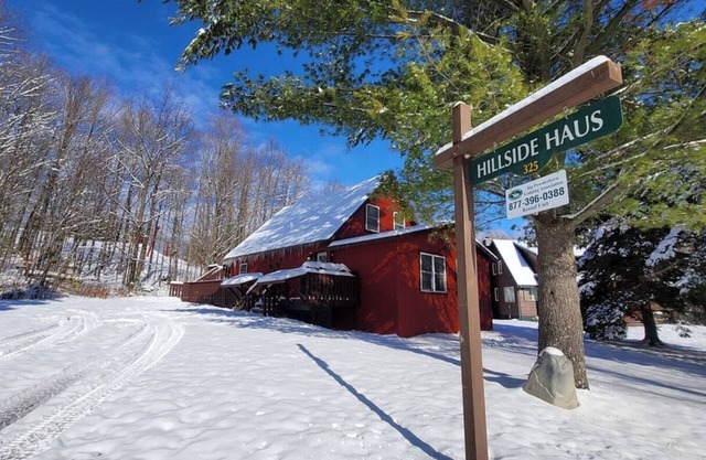 Welcome to Hillside Haus: Your Cozy Trailside Retreat!