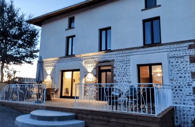 Welcome to the" Domaine des étoiles" Enjoy a moment of escape and fun!