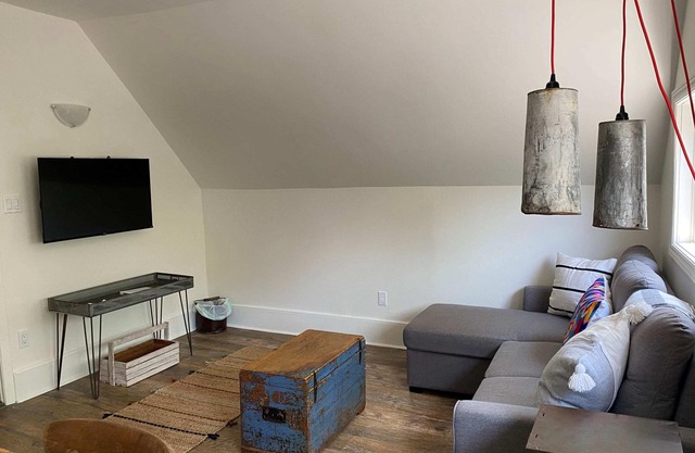 Welcome to The Flats Hotel North Suite