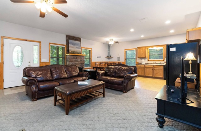 Welcome to “The Great Escape” – Your Ultimate Family & Friends Retreat