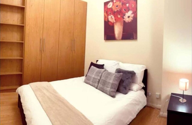 Welcoming 2-bedroom apartment with AC in marvelous London