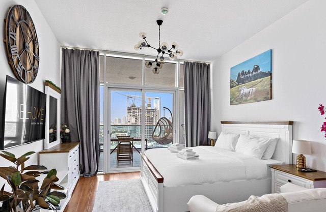 WelHome - Relaxing and Fancy Studio Apt with City View