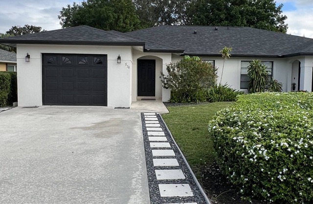 Wellington 1bed 1bath, Just minutes to WEF and Polo grounds