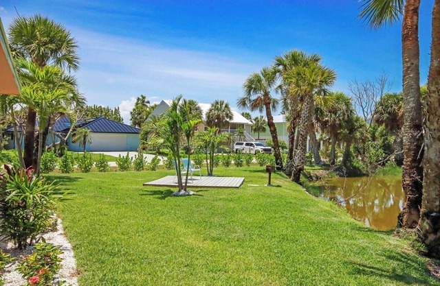 West End Paradise Unit 3 Fish 6 - One bedroom suite w/water views