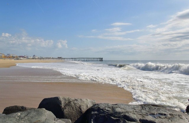 West Ocean City 3BR Condo w/Pool Access