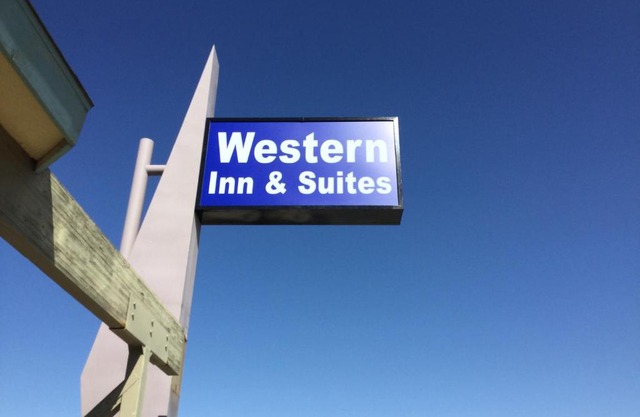 Western Inn & Suites