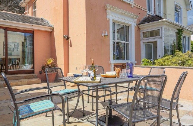 WESTLAND, pet friendly, country holiday cottage in Salcombe