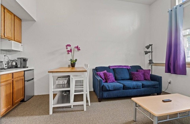 Westport PrivateSuite - FreeParking - Walkable