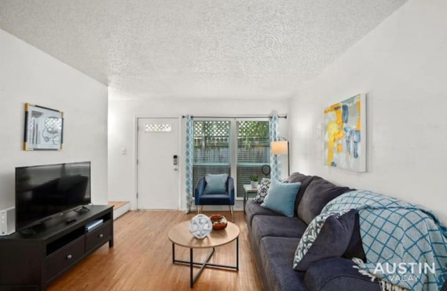 WFH in Relaxing Clarksville Townhome with Parking