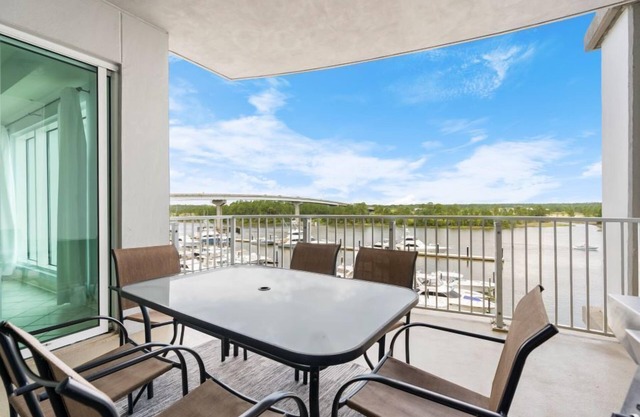 Wharf 412- Where Waterfront Serenity Meets Downtown Energy!