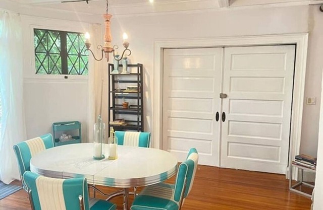 Whimsical 1-Bedroom in Artist-Friendly House