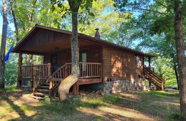 Whippoorwill Cabin on the Upper Meramec River