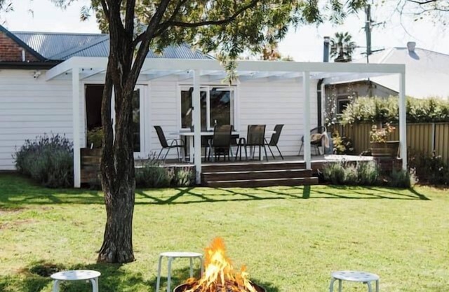 White Lavender Cottage A Mudgee Garden Escape